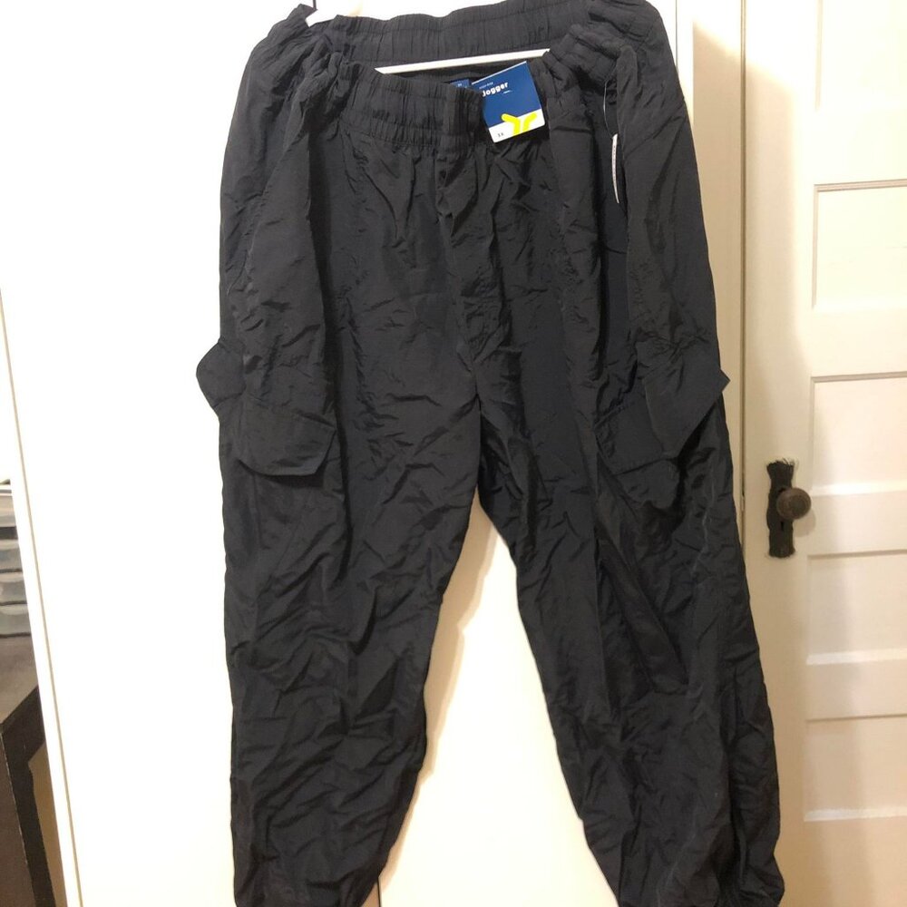 Old Navy Black High-Rise Quick Dry Joggers 3x (Never Worn, New With Tags)
